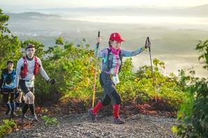 BIB: 201
                            <button type="button" onclick="openModal(21875064)" class="btn btn-primary btn-sm float-right btn-popup" data-toggle="modal" data-target=".modal-high-quality">
                        <i class="fas fa-shopping-cart"></i> Add to Cart
                    </button>
                                            <button type="button" onclick="isThisMe(21875064, true)" class="btn btn-success btn-sm float-right btn-popup btn-isme hidden" data-toggle="tooltip" data-placement="bottom" title="นี่คือรูปของคุณใช่ไหม คลิกที่นี่เพื่อเอาเข้าอัลบั้ม">
                        <i class="fas fa-plus"></i> Add to album
                    </button>
                    <button type="button" onclick="isThisMe(21875064, false)" class="btn btn-warning btn-sm float-right btn-popup btn-isnotme hidden">
                        <i class="fas fa-ban"></i> Remove from album
                    </button>